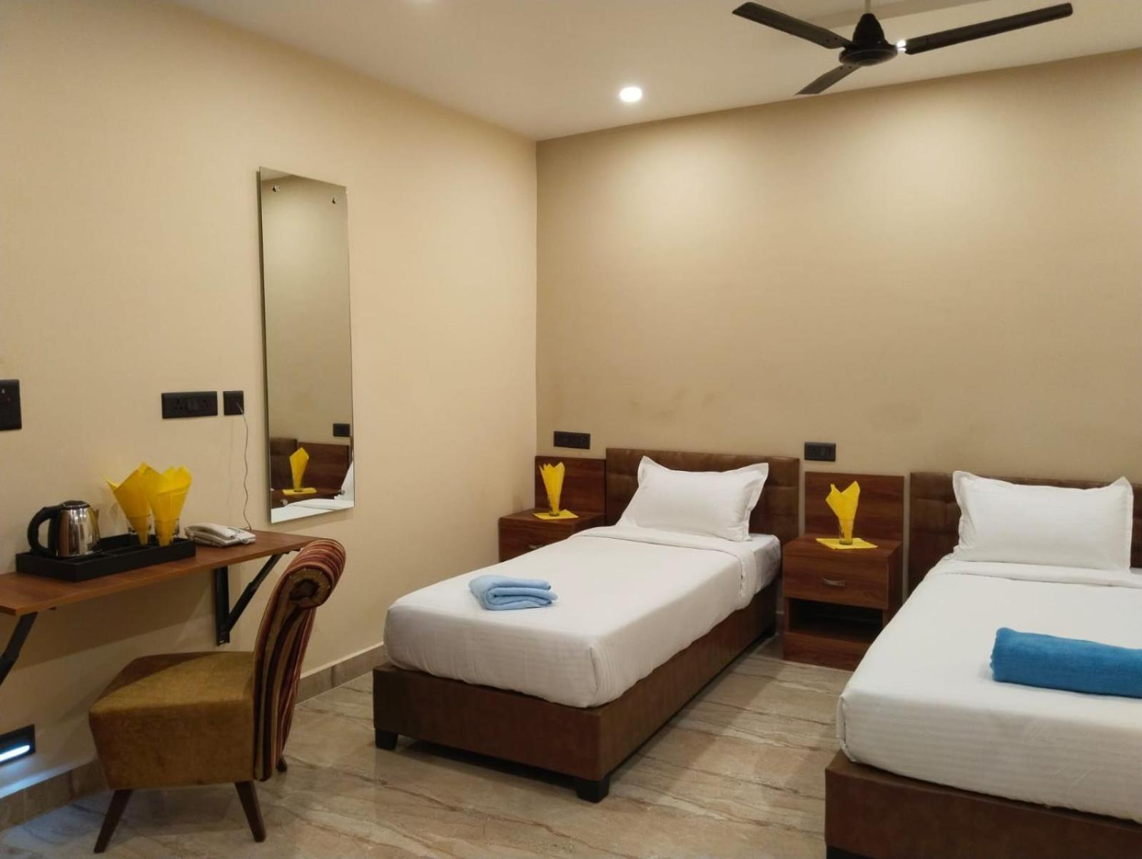Hotel Windsor Plaza Χιντεραμπάντ Εξωτερικό φωτογραφία
